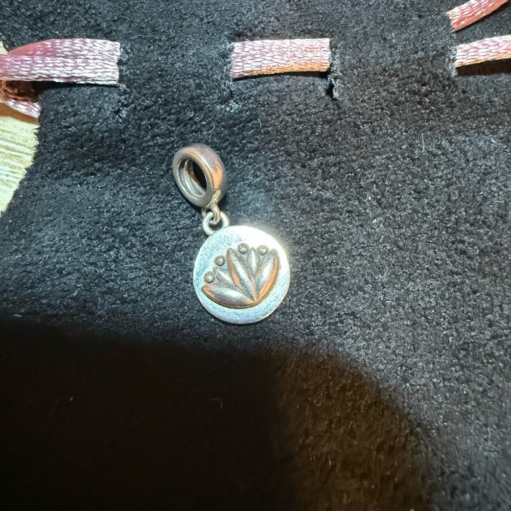 Chamilia Lotus Charm .925 PreOwned